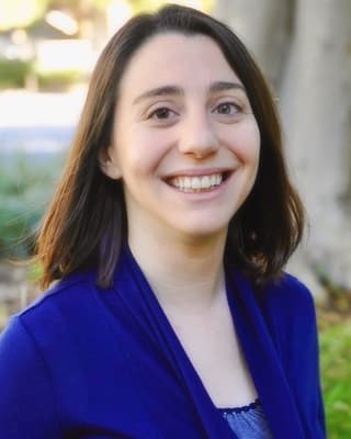 Photo of Jenny Tannenbaum